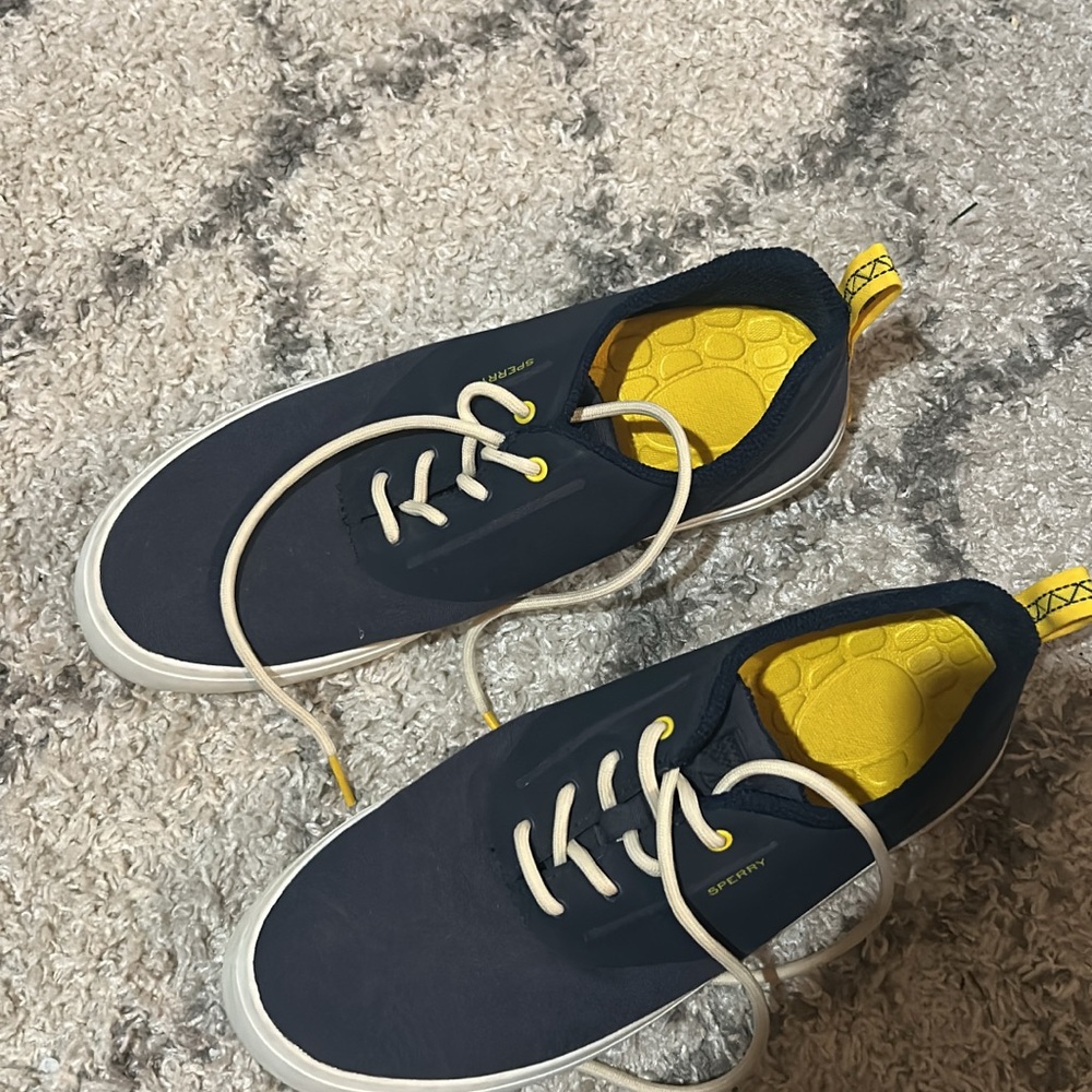 Sperry Black and Yellow Boat Shoes with Stylish Contrast